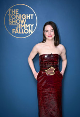 Emma Stone – Tonight Show Starring Jimmy Fallon in New York  фото №1397497