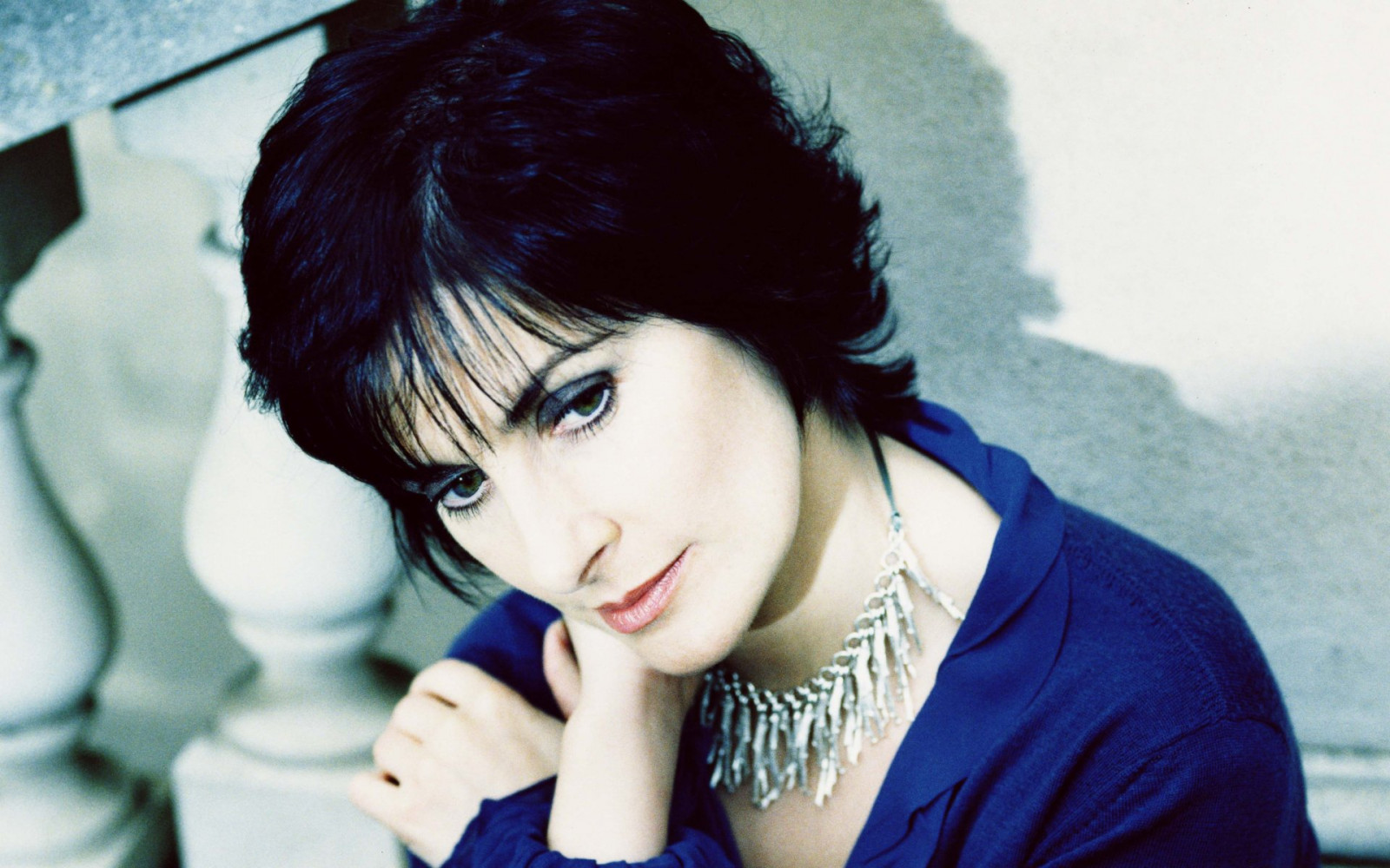 Эния (Enya)