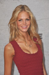 Erin Heatherton фото №403131