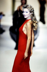Eva Herzigova for Valentino FW 1993 фото №1392635