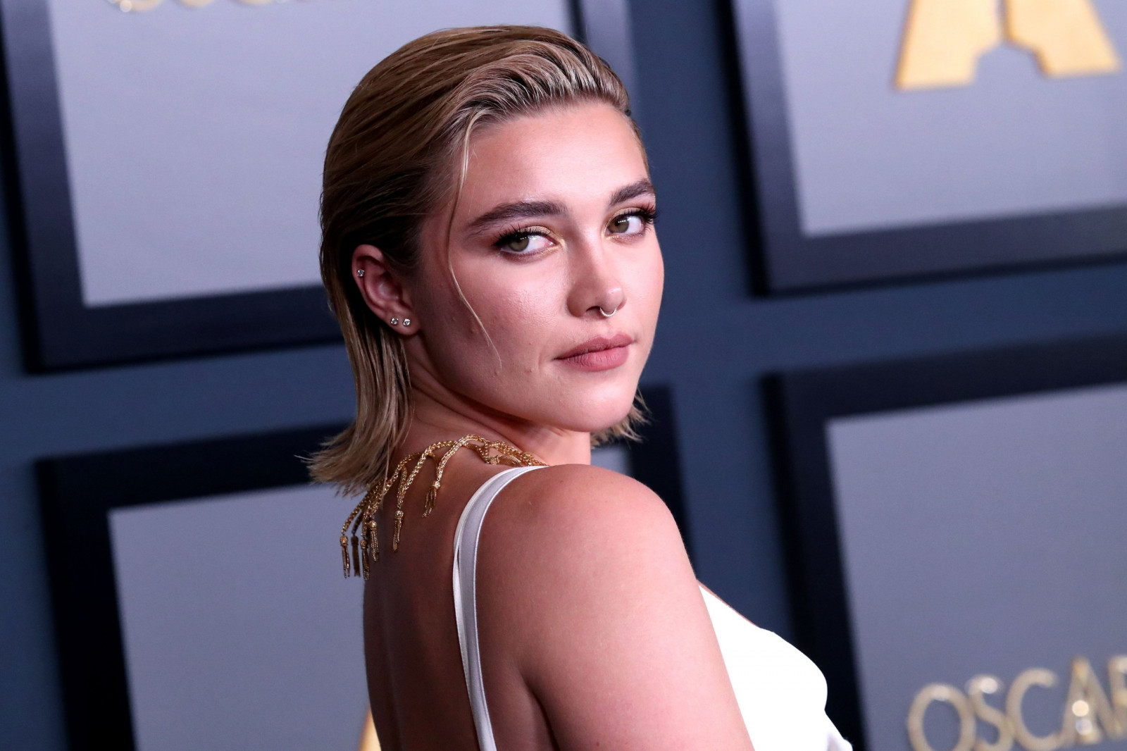 Флоренс Пью (Florence Pugh)