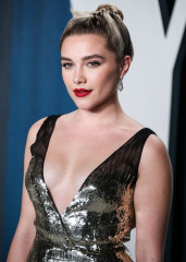 Florence Pugh - Vanity Fair Oscar Party, Los Angeles // February 9, 2020 фото №1269699