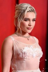 Florence Pugh – Vanity Fair Oscar Party in Beverly Hills фото №1390931