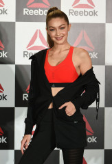 Gigi Hadid - Reebok Talk Event at CrossFit Toranomon in Tokyo 11/14/2018 фото №1121121