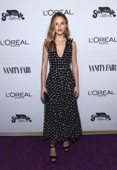 Halston Sage – Vanity Fair and L’Oreal Paris Toast to Young Hollywood  фото №942690