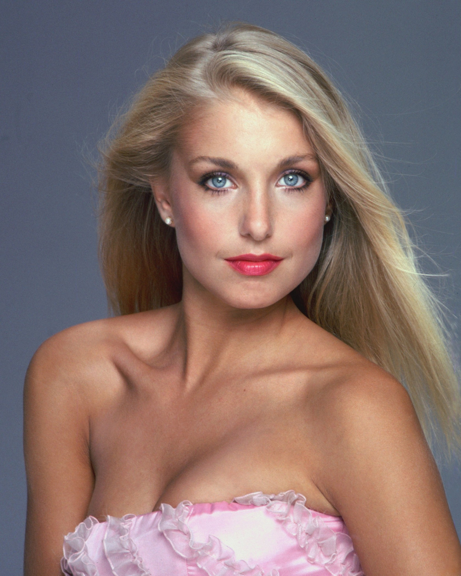 Хезер Томас (Heather Thomas)