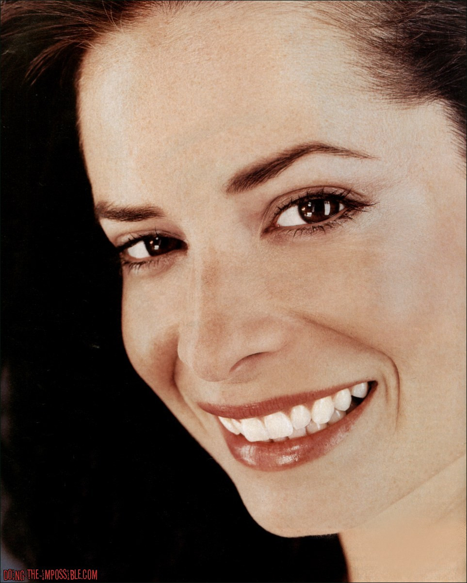 Холли Мари Комбс (Holly Marie Combs)