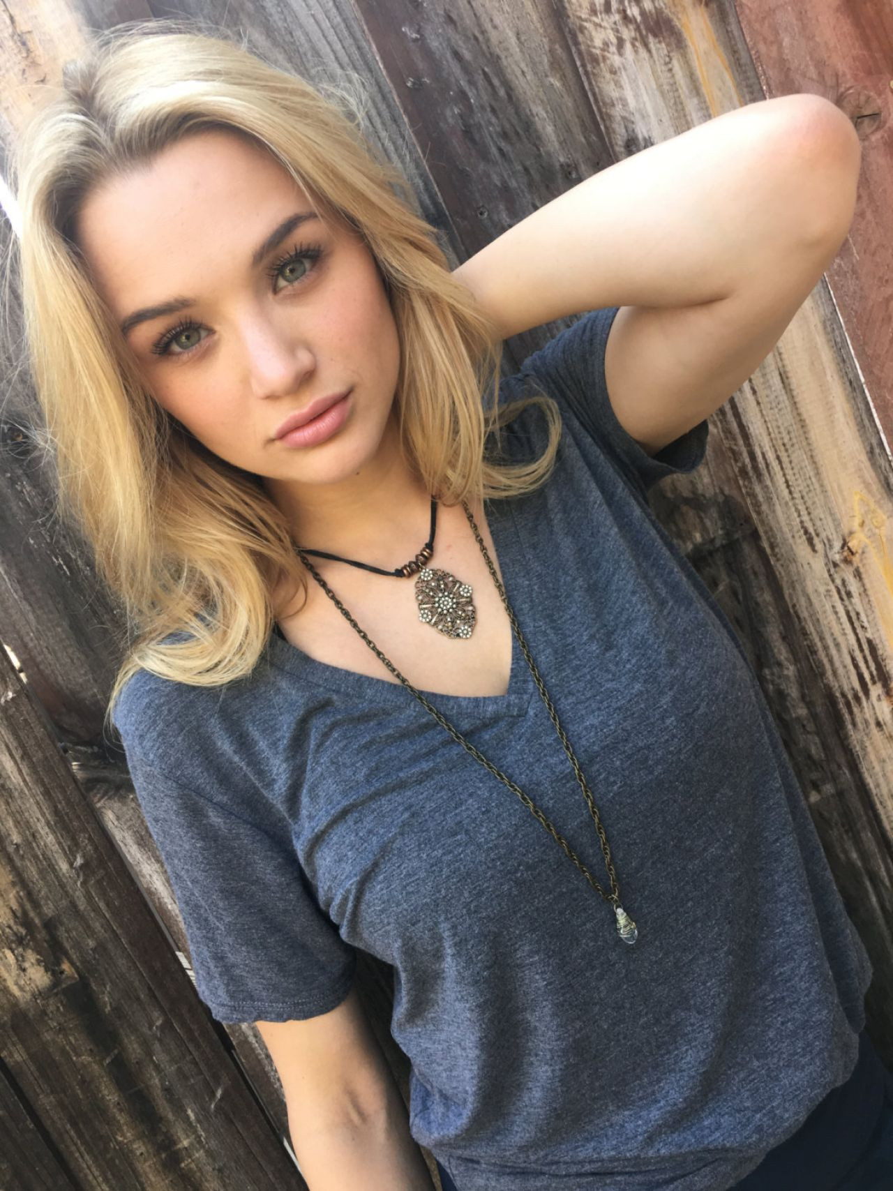 Хантер Кинг (Hunter King)