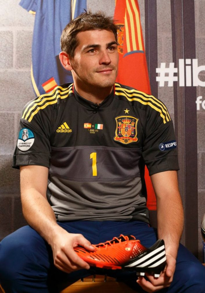 Икер Касильяс (Iker Casillas)