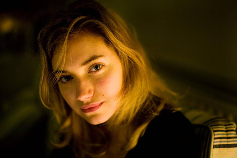 Имоджен Путс (Imogen Poots)