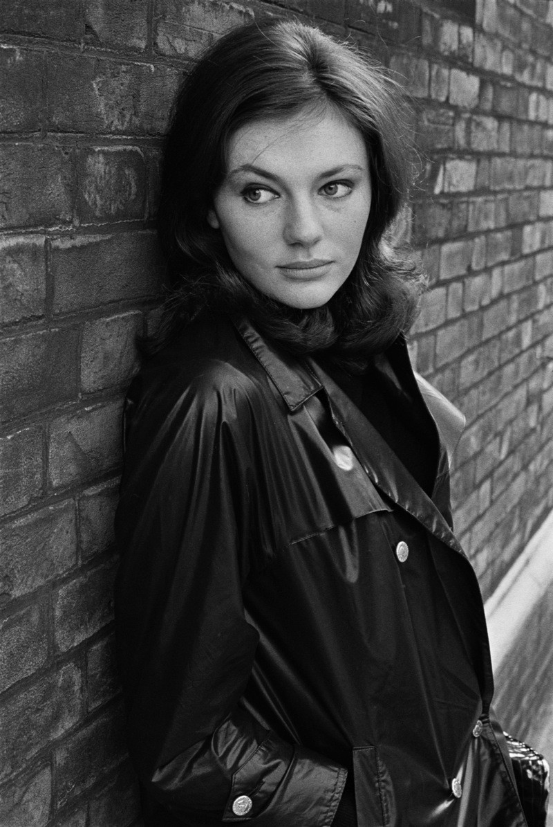 Жаклин Биссет (Jacqueline Bisset)