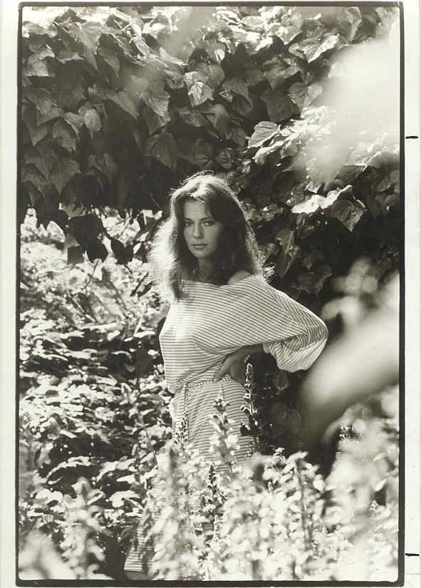 Жаклин Биссет (Jacqueline Bisset)