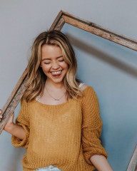 Jade Pettyjohn фото №1094752