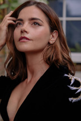 Jenna Coleman ~ THE ITALIAN RÊVE AUGUST 2023 фото №1375147