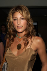 Jennifer Esposito фото №1059030