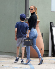 Jennifer Lopez - Los Angeles 07/10/2021 фото №1302142