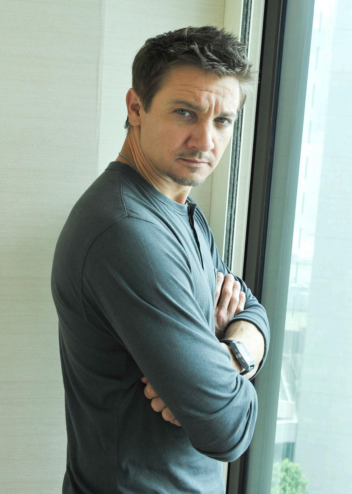 Джереми Реннер (Jeremy Renner)