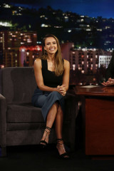 Jessica Alba at Jimmy Kimmel Live! in Los Angeles фото №946681