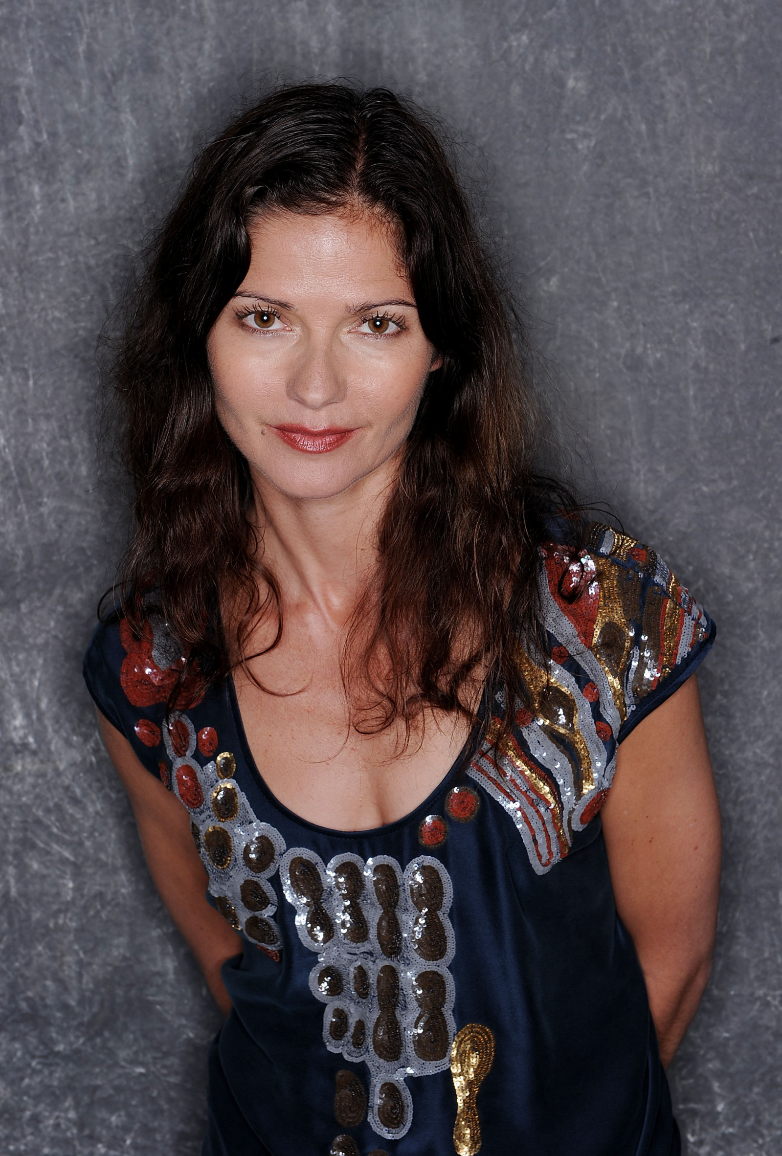 Джилл Хеннесси (Jill Hennessy)