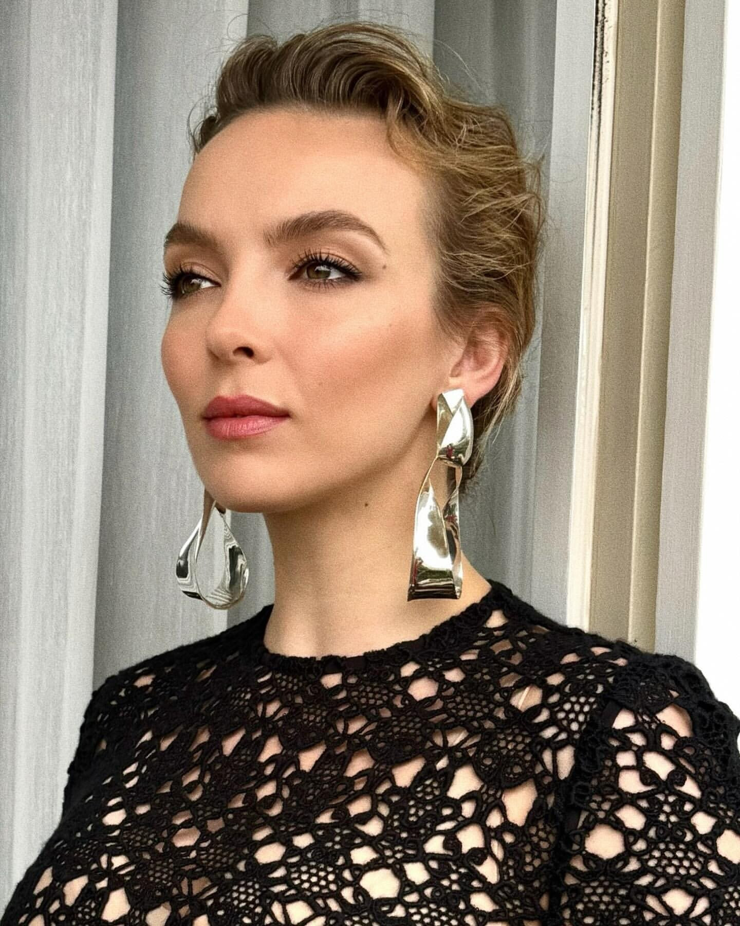 Джоди Комер (Jodie Comer)