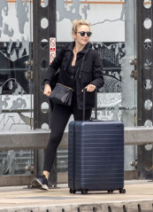 JODIE COMER at a Train Station in Liverpool 05/31/2020 фото №1259644