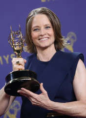 Jodie Foster – at Primetime Emmy Awards 2024 in Los Angeles фото №1403177