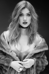 Katherine McNamara фото №1038006