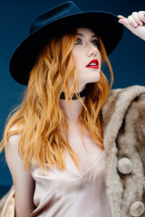 Katherine McNamara фото №1038017