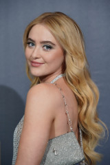 Kathryn Newton at Fontainebleau Grand Opening Celebration in Las Vegas 12/13/23 фото №1383276