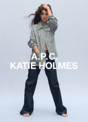 Katie Holmes – for A.P.C. X Katie Holmes Campain, June 2024 фото №1396649