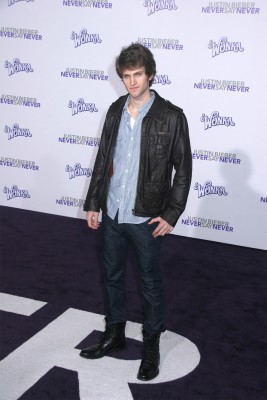 Keegan Allen фото №814922