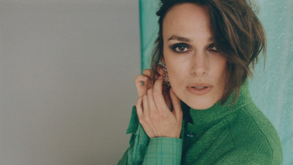 Keira Knightley ~ Vanity Fair Nov 2024 by Tom Craig фото №1406132