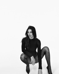 Kendall Jenner for Calzedonia tights!  фото №1405325