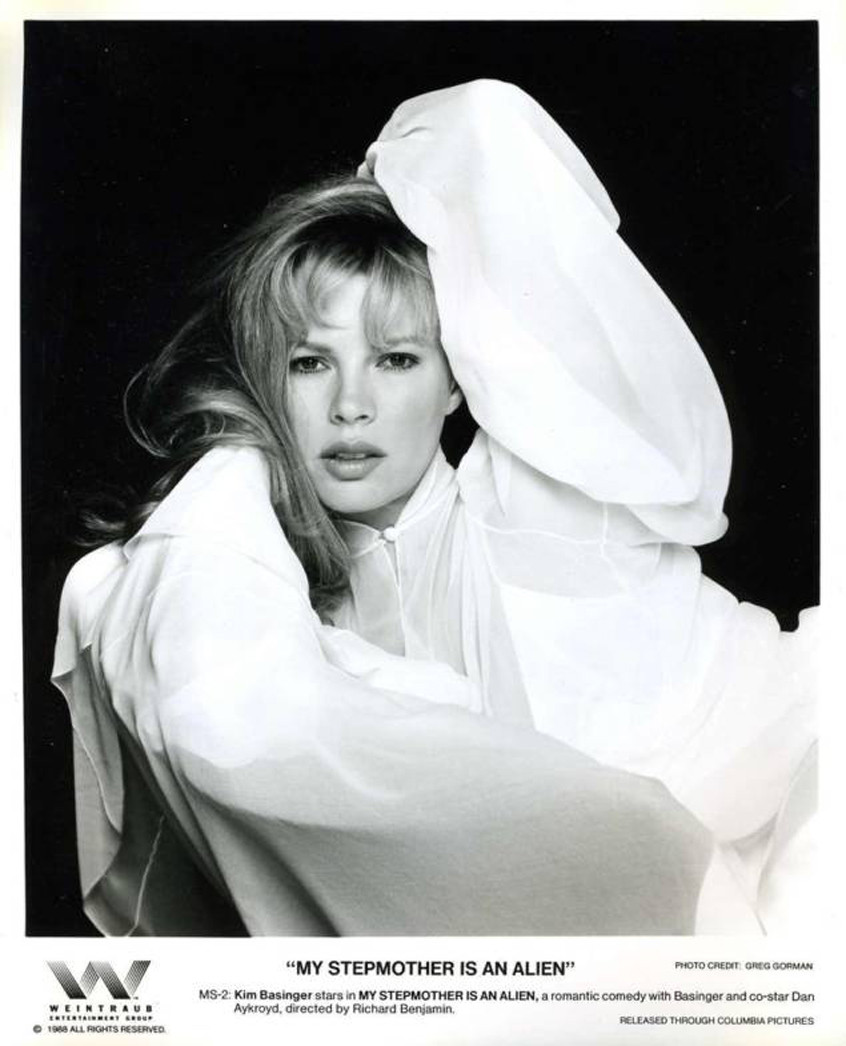 Ким Бэсинджер (Kim Basinger)