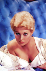 Kim Novak фото №447610