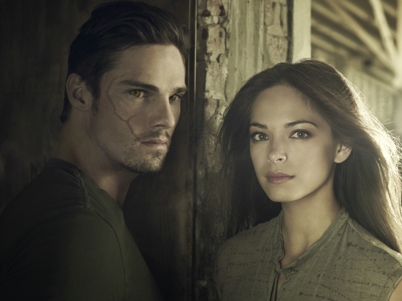 Кристин Кройк (Kristin Kreuk)