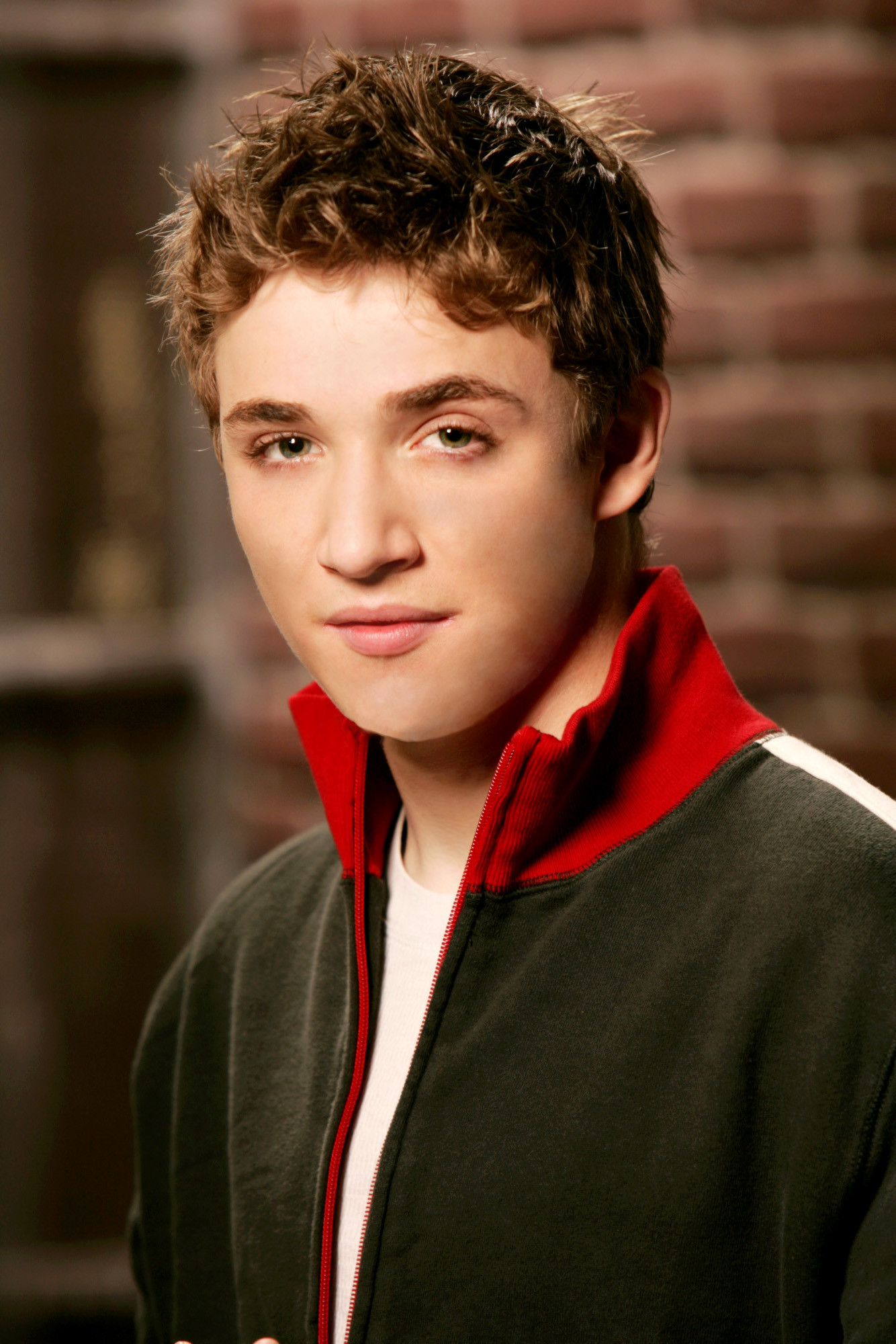 Кайл Галлнер (Kyle Gallner)