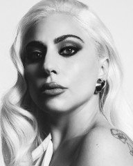 Lady Gaga by Ryan Pfluger for The New York Times (2021) фото №1322806