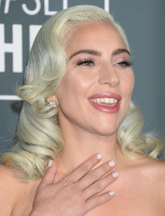 Lady Gaga – 2019 Critics’ Choice Awards фото №1134712