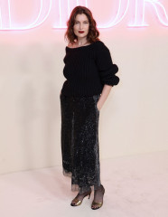 Laetitia Casta – Dior Fall 2024 Fashion Show in New York  фото №1393410