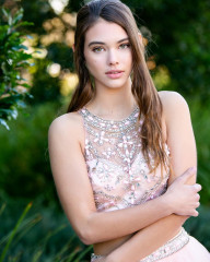 Laneya Grace – PrettyPleaseProm Photoshoot January 2019 фото №1134416