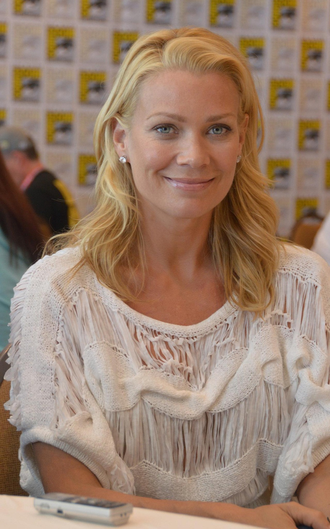 Лори Холден (Laurie Holden)