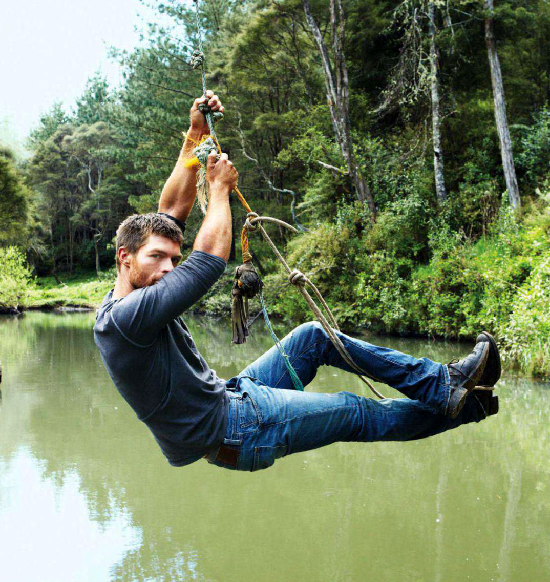 Лиам Макинтайр (Liam McIntyre)