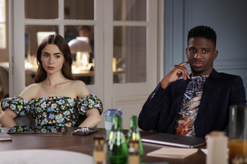 Lily Collins - 'Emily In Paris' Stills | 2020 фото №1272452