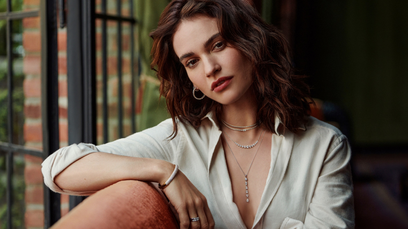 Лили Джеймс (Lily James)