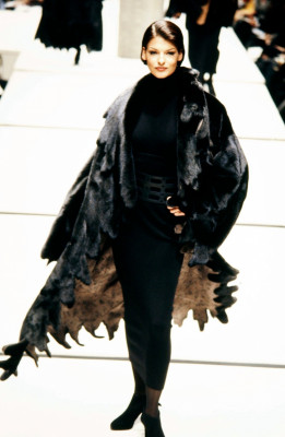 Linda Evangelista for Fendi FW 1992 фото №1398864