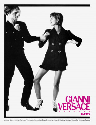 Linda Evangelista ~ Versace Spring/Summer 1994 by Richard Avedon фото №1377081