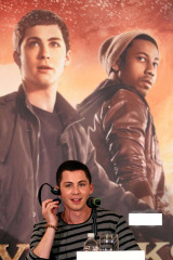 Logan Lerman фото №700787