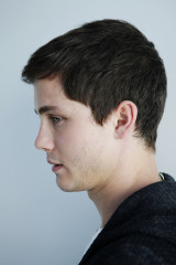 Logan Lerman фото №582423