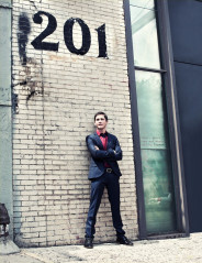 Logan Lerman фото №582353